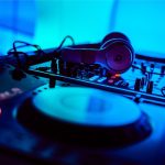 Hiring a Professional DJ-Iamdaparty.com